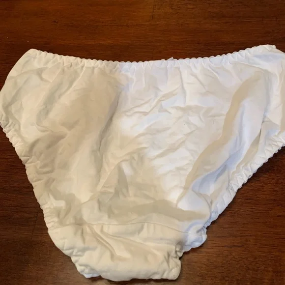 Elegant White Lace Women's Panties from Europe, new, cotton, no tags, size M